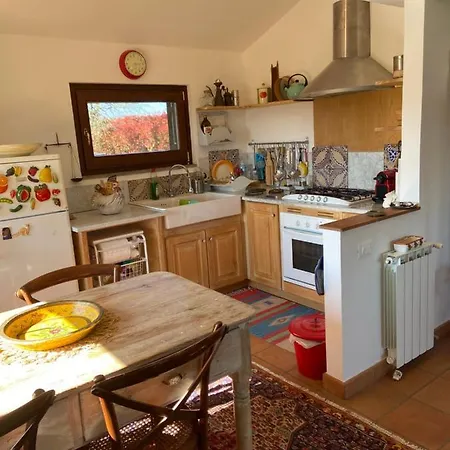 La Casa Rossa Nell'oasi Semesterbostad Canale Monterano