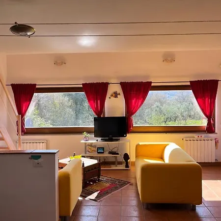 La Casa Rossa Nell'oasi Semesterbostad