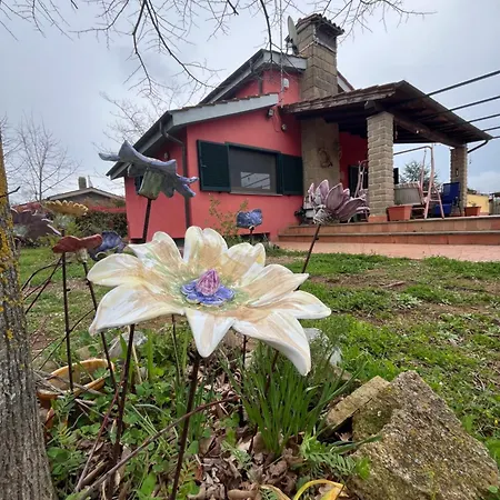 La Casa Rossa Nell'oasi Semesterbostad *